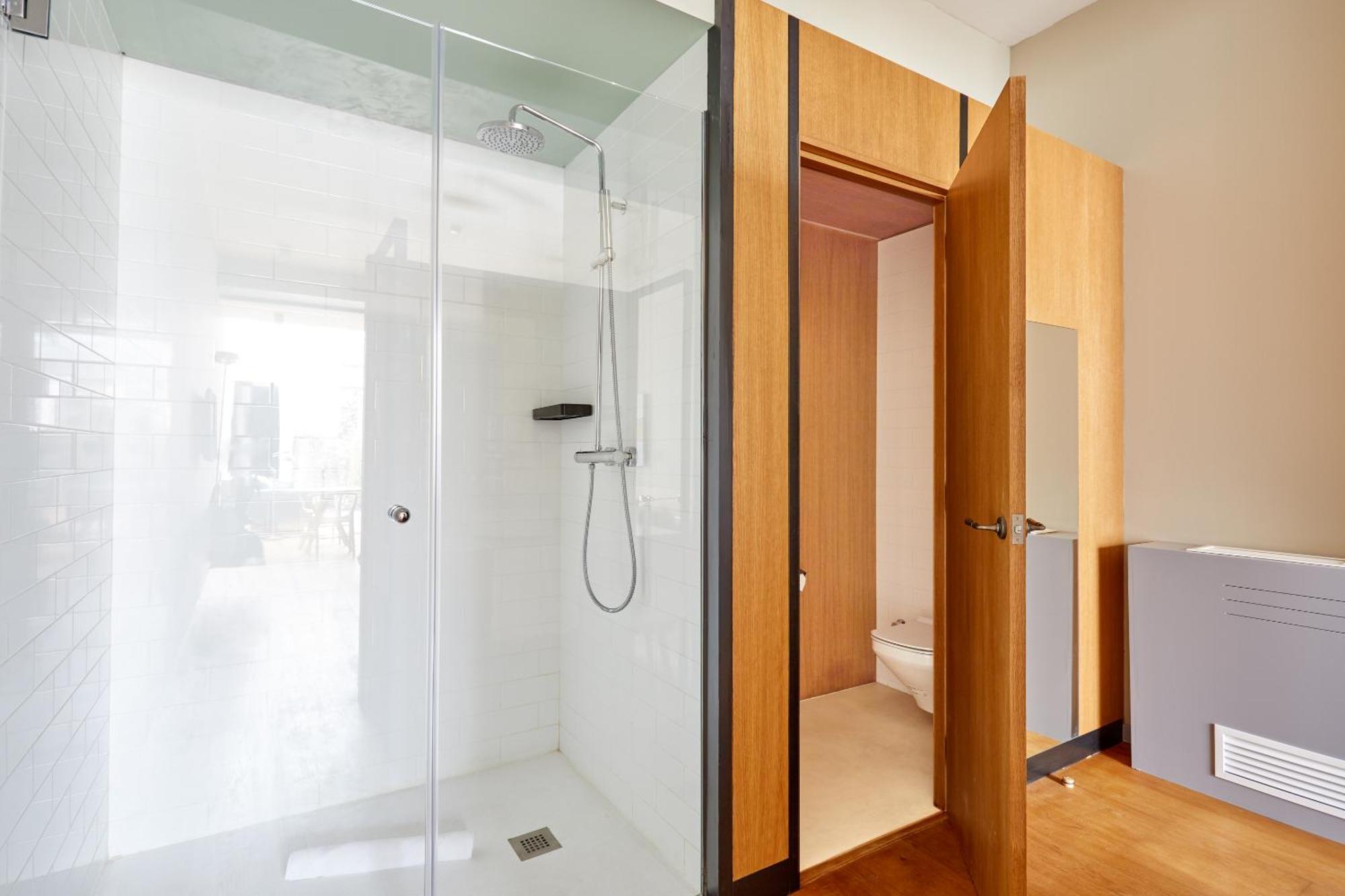 Le Palacete Powered By Sonder Barcelona Phòng bức ảnh